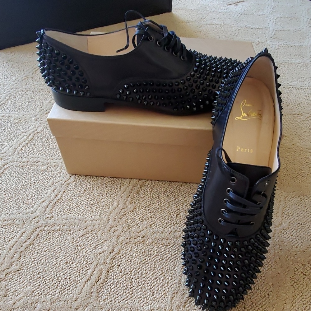Christian Louboutins Freddy man Flat Nappa Spikes